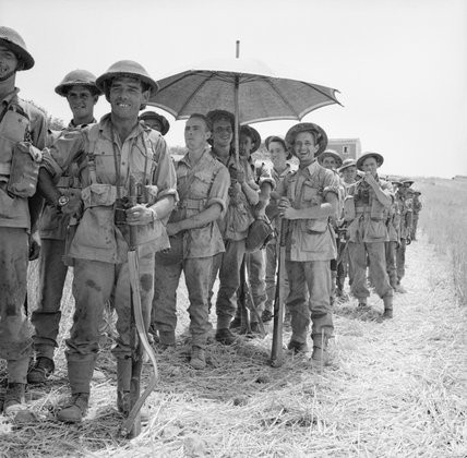 Inniskillings endure the Italian summer as they await their move to Centuripe