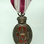 Albert Medal (Bronze, 1885 ), awarded to Dr EC Thompson for endeavouring to save the life of Fusilier Herbert Mitchell
